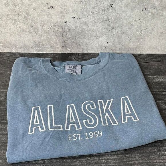 alaska embroidered tee brand new - Picture 1 of 2